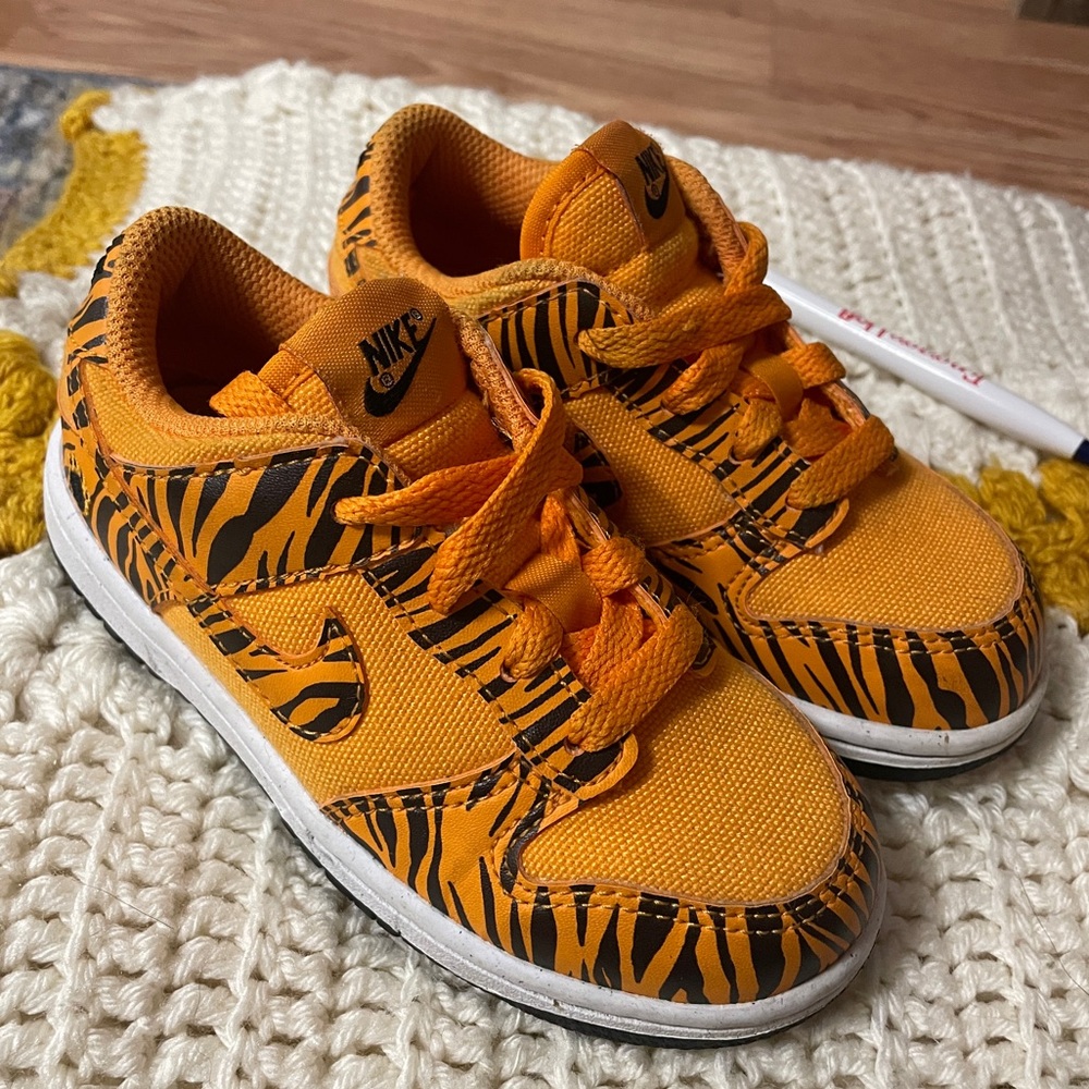 Nike Dunk Low Next Nature Td Tiger Stripe Size 9C